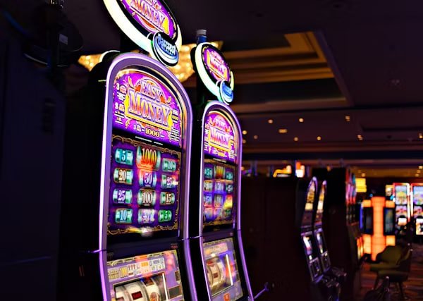 Tampilan game permainan slot dengan grafis warna-warni di panen123